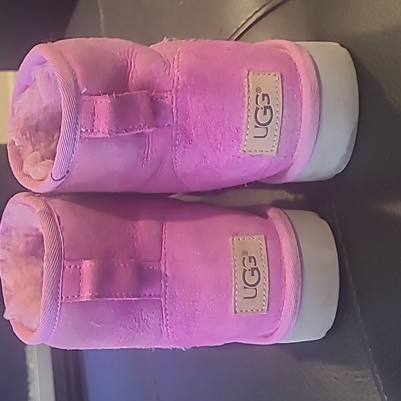 Sparkly pink Ugg boots size 8 - Picture 2 of 4